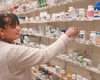 Criza medicamentelor. Farmaciile acuză statul că nu a decontat pentru reţetele compensate şi gratuite