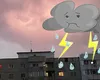 Prognoza meteo. Nebulozitate intensă, umbrela este obligatorie toată ziua. Fenomene extreme tot weekendul