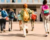 Burse elevi iunie 2025. Cât va fi ultima bursă de merit din acest an şi când intră sumele pe cardul elevilor