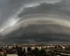 Vreme extremă anunţată de şefa ANM. România va fi lovită de furtuni şi vijelii, cum va fi vremea în august