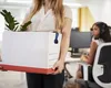 Concedieri şi diminuări de salarii! Se taie salariile şi se dau afară 200 de angajaţi chiar înainte de Paşte