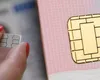 Românii care refuză noul tip de buletin cu CIP vor fi taxați în plus. Cărțile de identitate simple vor fi eliberate doar contra cost