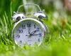 Trecerea la ora de vară 2025: Cum îți va distorsiona somnul și cum să te adaptezi fără stres