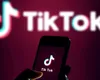 Fetiță de 8 ani, moartă pe canapea după ce a acceptat „Provocarea deodorantului” pe TikTok