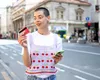 Cardurile de credit, pe cale de dispariție? ”Pentru Generația Z, folosirea lor poate însemna că poate cheltui bani pe care de fapt nu îi are”