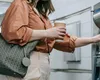 Cum s-a trezit o româncă fără 8.600 de dolari, în Thailanda. Cine i-a ”topit” banii