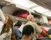 Taxele pe bagajele de cabină au devenit mina de aur a operatorilor low-cost: peste 10 miliarde € încasaţi în 2024, Ryanair domină clasamentul