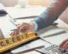 Salariul pe care trebuie să-l ai pentru un credit de nevoi personale în valoare de 20.000 de lei, luat pe 3 ani