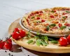 Cum să faci o pizza în 15 minute. Rețeta minune pe care trebuie să o încerci