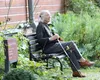 Vești bune pentru pensionari. Ministrul Muncii anunță că se măresc pensiile. Cine sunt românii care primesc bani mai mulți de la stat