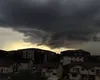 Risc mare de viituri după furtunile de Cod roşu. Alertă de ultimă oră