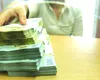 Avertismentul specialiștilor financiari: nu-ți ține toți banii în aceeași bancă. Care sunt riscurile la care se expun oamenii care fac asta