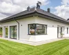 Casa extravagantă pe care o poți construi cu doar 99 de mii de euro. E desprinsă din filmele de la Hollywood