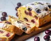 Rețetă de chec grecesc cu cireșe. Cea mai delicioasă prăjitură a verii se prepară foarte ușor. Te lingi pe degete la cât este de gustoasă