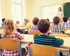 Daniel David anunţă ce burse şcolare ar putea fi eliminate din toamnă. România cheltuie 7 miliarde de lei anual pe burse, un sfert din deficitul bugetar