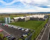 Două fabrici din inima României fac bani pe bandă rulantă. Produc luxul pentru Prada și Louis Vuitton