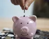 Câți bani poți strânge dacă economisești alocația copilului timp de 15 ani. Suma este una imensă