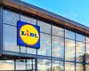 Lidl oferă 50 de lei cadou clienților săi din România. Cum pot pune mâna pe bani