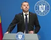 Schimbările majore propuse de guvernul Bolojan în educaţie. Program de la 8 la 17 şi „redimensionarea” burselor