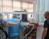 Când intră pensiile pe card în iunie şi de ce ajung mai târziu decât cele prin Poştă. Explicațiile Casei de Pensii
