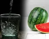 Cu ce se spală pepenele înainte de a fi consumat. Coaja fructului este plină de pesticide care pot ajunge direct la miez