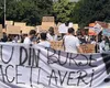 Elevii și studenții protestează duminică în București față de scăderea fondului de burse. ”Nu din burse faceți averi!”