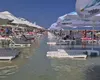 Fenomen ciudat pe Litoral în plin Cod Roşu! Marea a inundat plaja de la Costineşti, şezlongurile „au intrat la apă”