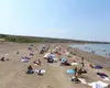 Alternativa ieftină la litoral: ”Marea Moldovei”. Mii de oameni merg acolo în weekend, pentru nisipul fin și apa curată