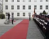 Nicuşor Dan, primit cu onoruri militare în Germania VIDEO