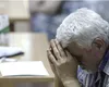 Situaţie hilară! 14.000 de angajaţi la stat riscă să nu-şi ia salariile în august pentru că, după concedieri, nu mai sunt şefi să semneze statele de plată
