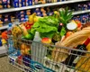 Prețul coșului de cumpărături pentru o familie cu doi copii a depășit salariul minim pe economie. Câți bani în plus vor trebui să scoată românii din buzunar, după majorarea TVA