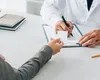 România se pregătește pentru una dintre cele mai radicale schimbări. Mamele aflate în concediu de creştere copil vor fi obligate să plătească CASS de la 1 septembrie 2025