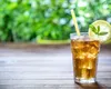 Băuturi de evitat pe timpul verii. Ce să bei ca să nu te deshidratezi