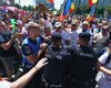 Protest violent în Piața Victoriei. Susținătorii lui Călin Georgescu, îmbrânceli cu jandarmii: ”Nicușor, nu uita, România nu-i a ta!”