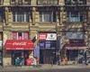 Ce se întâmplă cu spaţiile comerciale de la parterul blocurilor. S-a schimbat legea!