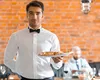 Pericol ascuns în restaurante: Mâncarea care îți creează probleme grave de sănătate