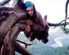 O femeie din SUA a petrecut mai mult de doi ani cocoțată într-un copac. Povestea ei a făcut înconjurul lumii