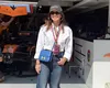 Alături de cine a fost surprinsă Simona Halep la cursa de Formula 1 de la Budapesta. A mers cu avion privat şi a afişat o geantă Hermes de 11.000 de euro