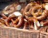 Luca te salvează de foame, dar şi de şomaj. Cel mai mare angajator din industria alimentară a României, cu peste 2.600 de angajați