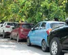Taxă obligatorie pentru parcarea la bordură în România: Șoferii vor plăti chiar din această toamnă – află unde