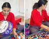 Dulciurile care ascund dorul de casă: O tânără nepaleză a cucerit internetul după ce s-a filmat în timp ce se pregătea de întoarcerea acasă