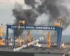 Explozie urmată de incendiu pe Şantierul Naval din Constanţa. Puntea superioară a unei nave a luat foc