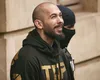 Andrew Tate scapă de acuzaţiile penale în cazul în care a fost acuzat de patru femei că le-a agresat. Procesul civil merge mai departe în Marea Britanie
