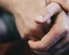Suferi de anxietate generată de psoriazis? Tratamentul care te ajută să îți recapeți sănătatea fizică și psihică există