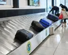 Un tânăr, obligat să plătească de trei ori prețul biletului de avion pentru un bagaj în plus: „A trebuit să mă împrumut”