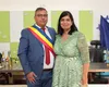 Primăria unei comune este condusă de doi soți de peste 18 ani. Salariul primarului crește când vrea nevasta