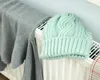 De ce nu este bine să usuci hainele pe calorifer iarna. Specialiștii trag un semnal de alarmă și avertizează că pot apărea diverse boli