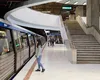 Metrorex trebuie să plătească despăgubiri în valoare de peste 23.000 de euro, după ce o tânără s-a împiedicat de o plăcuță metalică în stația Universitate