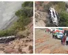 Un autobuz plin cu pasageri s-a răsturnat într-o râpă. 37 de persoane au murit, iar alte câteva zeci au fost rănite