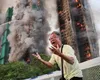 Bilanţul victimelor în incendiul de la Hong Kong creşte la 128 de morţi. Lupta împotriva flăcărilor s-a încheiat, căutarea dispăruţilor continuă